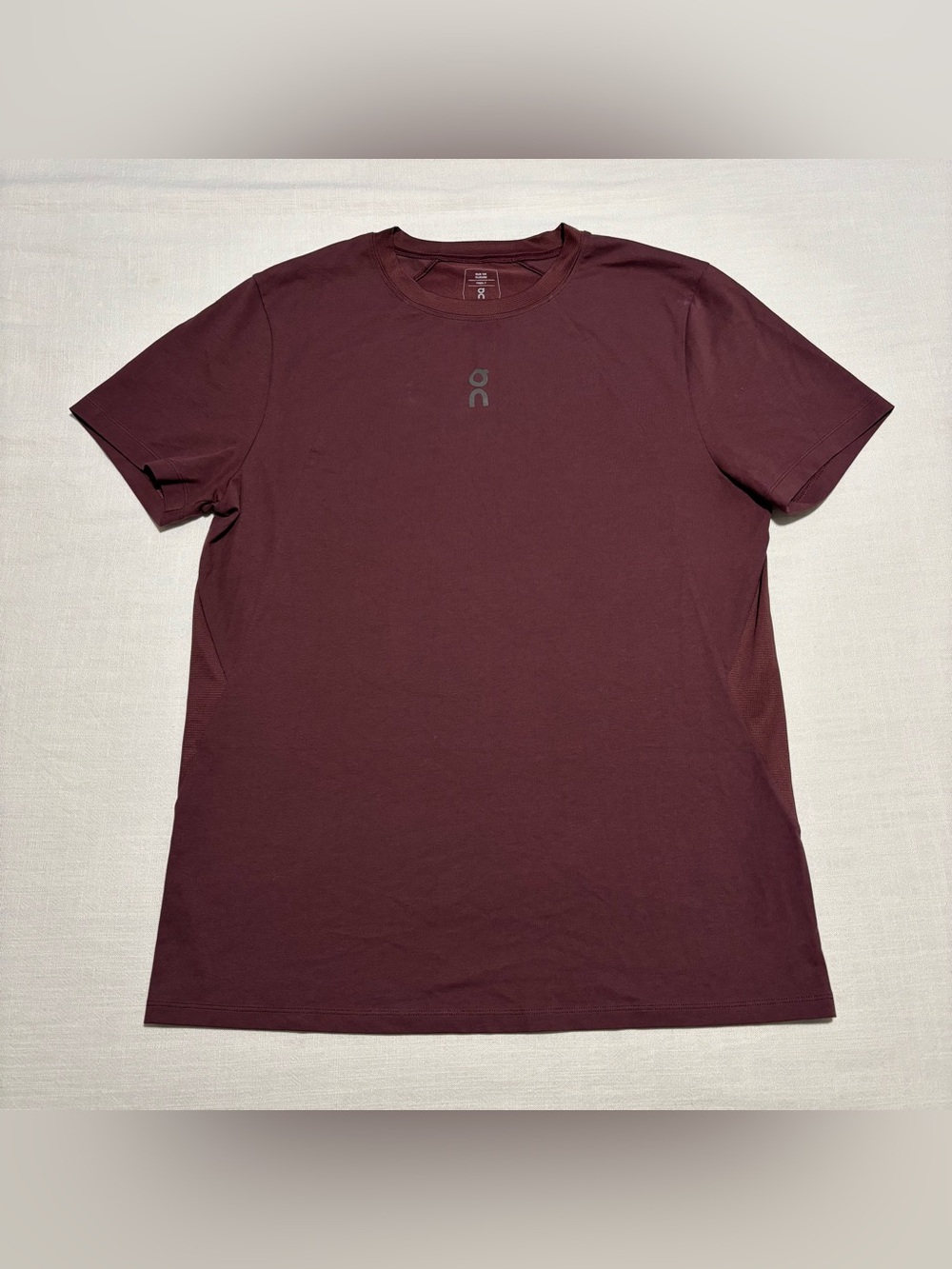 Men’s On Running Trek-T Performance Hiking T-Shirt | Burgundy | Size Small